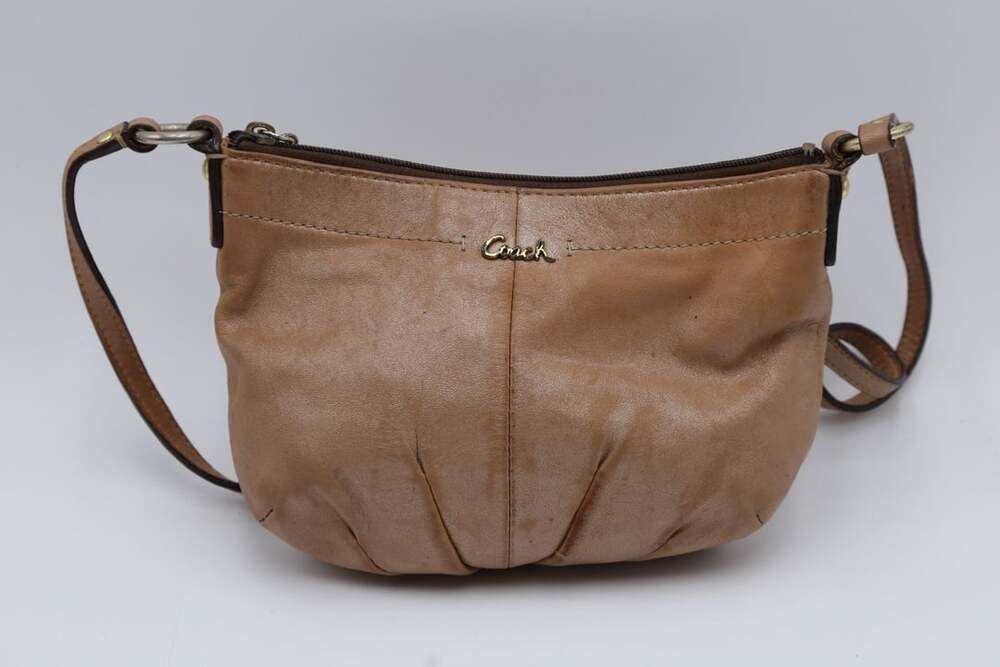 Coach Leather Crossbody Bag Tan Gold Hardware